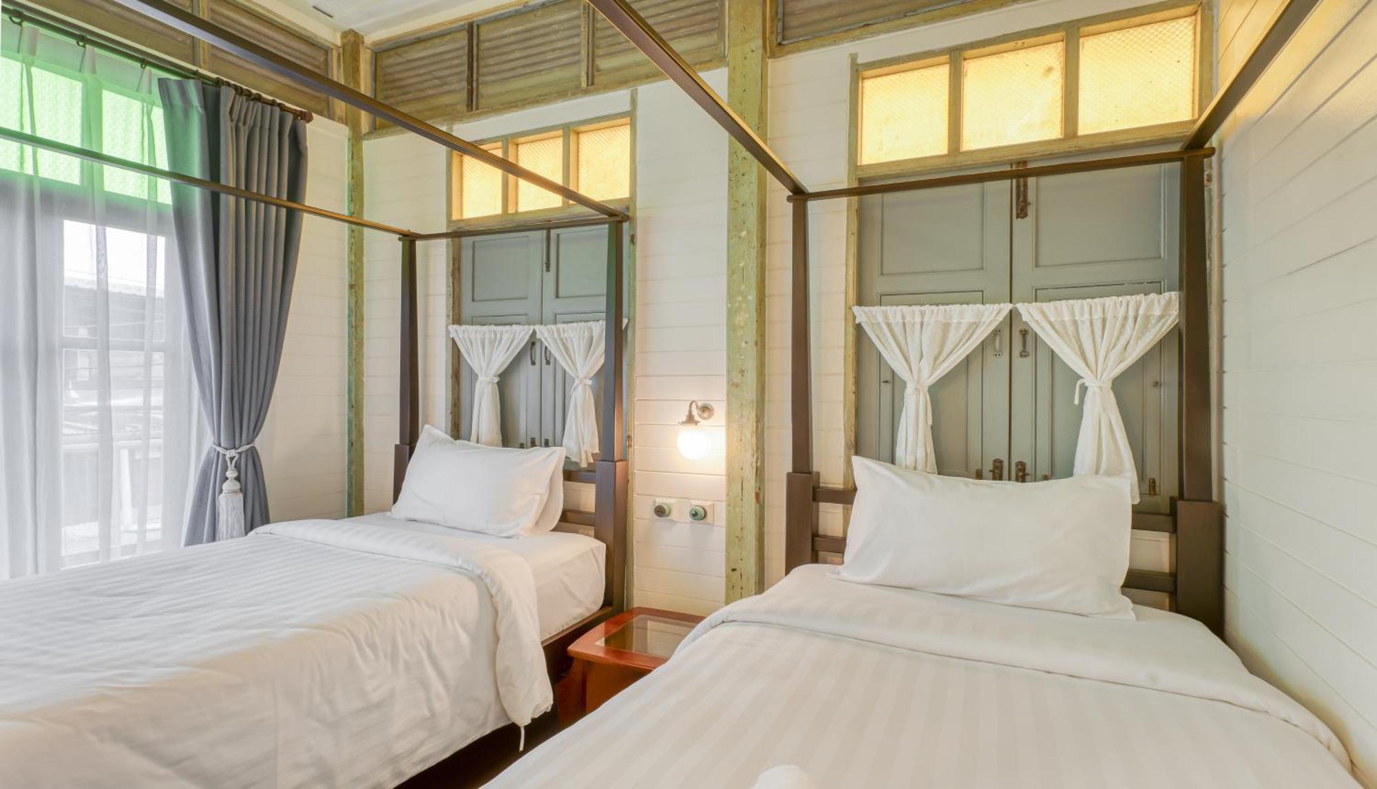 Priya Boutique House Bed & Breakfast กรุงเทพมหานคร ภายนอก รูปภาพ